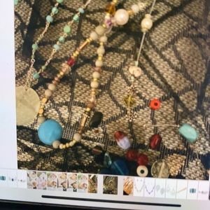 Five neckless lot